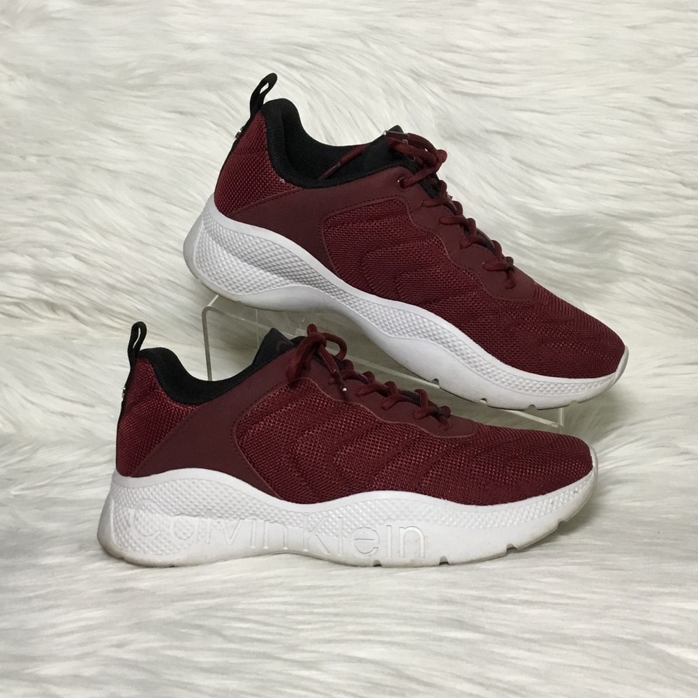 Calvin Klein Women’s Cecyle Sneakers, Dark Red, 9.5M